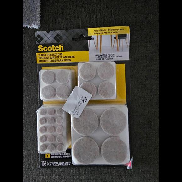 Scotch floor protector pads - Picture 1 of 2